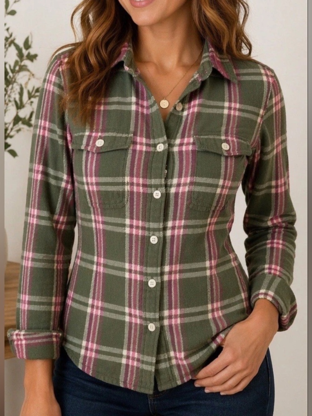 Patagonia Women's Organic Cotton Flannel Long Sleeved Fjord Shirt Size 10 Green
